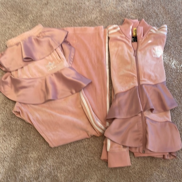 Adidas jogging set - Picture 1 of 5